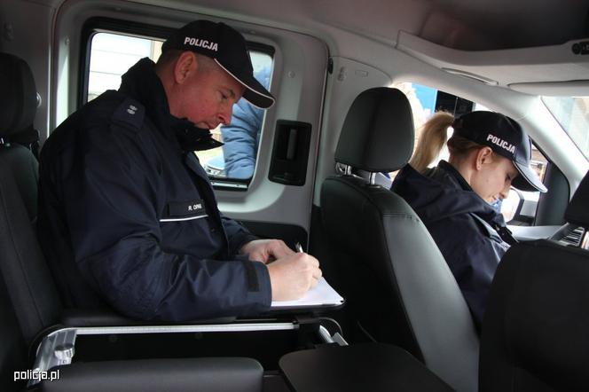 Nowe kombi-vany w policji