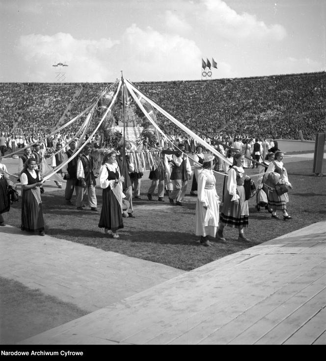 Dożynki Centralne na Stadionie Dziesięciolecia w Warszawie