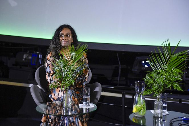 Premiera BBC: "Wędrówki z dinozaurami" - Jay Balamurugan 