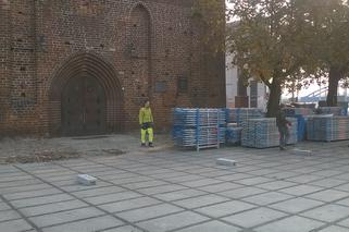 Ogrodzenie i rusztowania - ruszył długo wyczekiwany remont katedry w Gorzowie