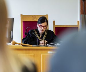 Proces przeciwko prof. Roszkowskiemu, autorze podręcznika do HiT