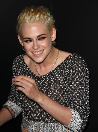 Kristen Stewart - co się stało z jej włosami?