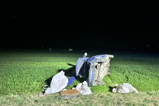 Przyjechali do wypadku, samochód był pusty. Strażacy szukali poszkodowanych dronem 