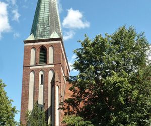 To jeden z najpiękniejszych kościołów w Olsztynie. Wybudowano go dla armii Cesarstwa Niemieckiego
