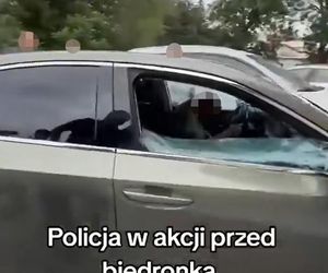 Strzelanina pod Biedronką w Bolkowie. Wyciekło szokujące nagranie z interwencji. Policjant ranny