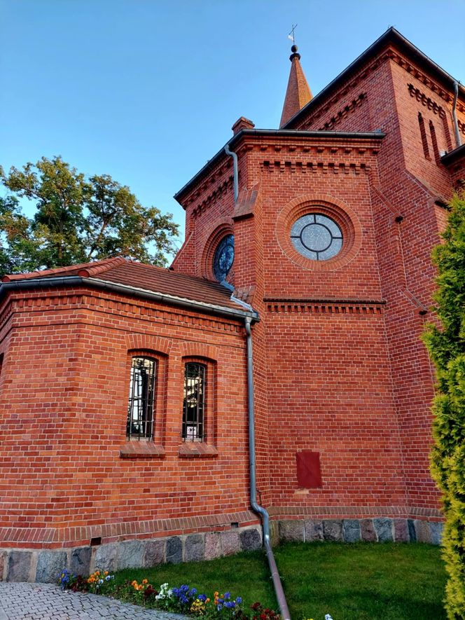Magiczna Noc Świętojańska w Starym Fordonie. Spacer pod gwiazdami przyciągnął bydgoszczan i turystów