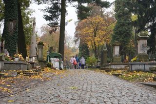 Będą uroczyste msze i procesje żałobne. Znamy harmonogram