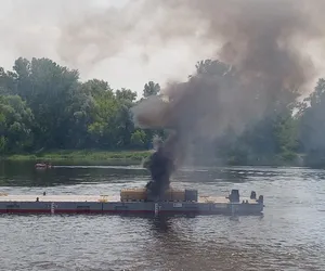 Terroryści opanowali barkę. Akcja na Wiśle w Toruniu