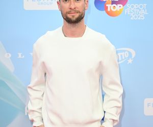 Krzan pokazała majtki, a Krupińska wyglądała jak syrenka. Tłum gwiazd na Top of the Top Sopot Festival 2025