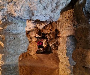 Niepozorna wioska na Pomorzu skrywa coś niesamowitego. Widok jak z baśni, a mało kto o tym wie