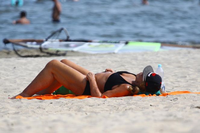 Agnieszka Fitkau-Perepeczko na plaży w Sopocie