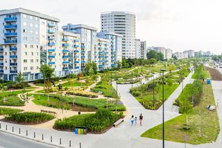 1000 drzew, 100 tysięcy krzewów i ogród zmysłów. Taki luksus tylko w Warszawie! 