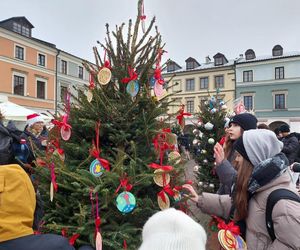  Zamojskie przedszkola i szkoły dekorowały choinki