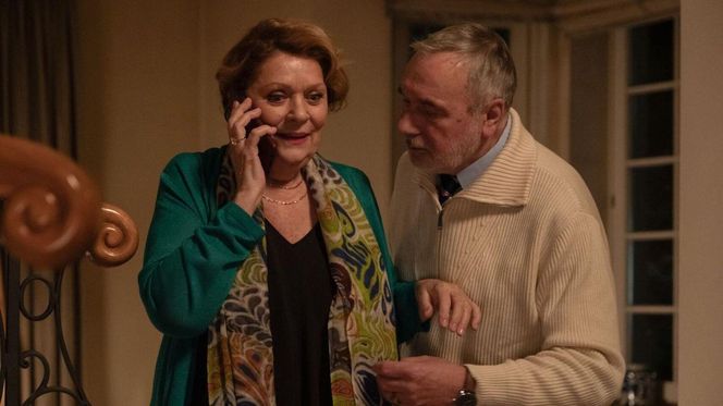 	Barwy szczęścia odc. 3163. Józefina Rawiczowa (Elżbieta Jarosik), Andrzej Zastoja-Modelski (Leon Charewicz)