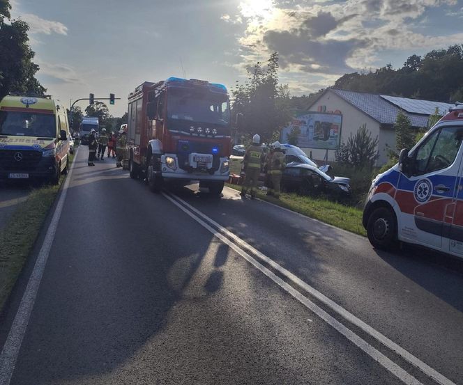gorzów karetka z autem Dąbroszyn 2