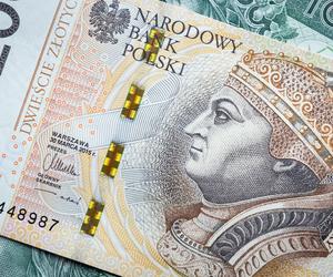  Dodatkowe pieniądze dla emerytów z Polskiego Ładu. Kto otrzyma pieniądze?