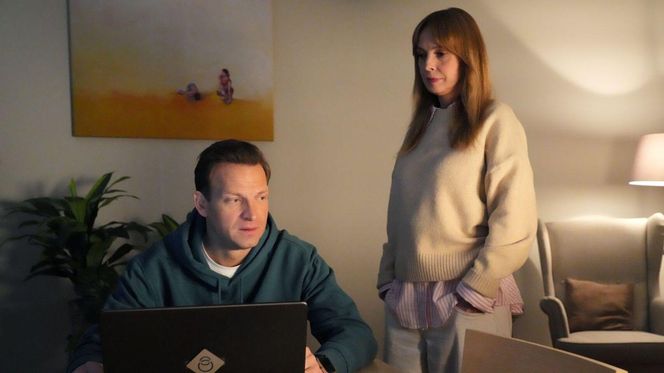 Barwy szczęścia odc. 3247. Agnieszka (Katarzyna Tlałka), Łukasz (Michał Rolnicki)