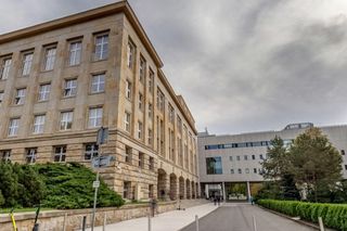 Najlepsze uczelnie we Wrocławiu 2025. Politechnika deklasuje rywali, a Uniwersytet goni czołówkę. Zobacz pełny ranking