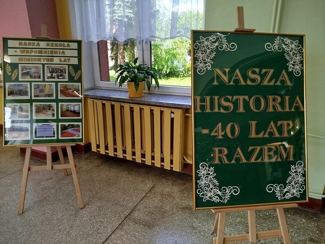Jubileusz 40-lecia połączony był ze świętem szkoły, ponieważ obchodzi ona również 28. rocznicę nadania imienia.