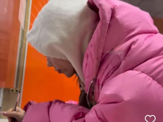 Przy szpitalnym okienku Doda wyjawiła prawdę o swoim stanie cywilnym.