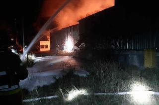 Ogromny pożar koło Tomaszowa Mazowieckiego