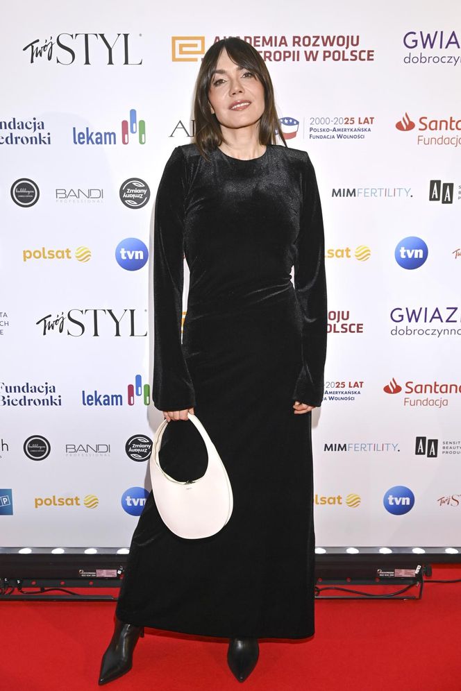 Moś w czerwieni, Woźniak-Starak w brązie i Bołądź w czerni. Która najlepiej?