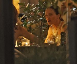 Marina Łuczenko-Szczęsna i Natalia Szroeder imprezują