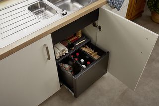 Kosze na śmieci: Blanco