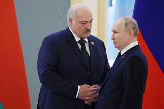 Chory Łukaszenka chce uciec do Polski? Jest przerażony, Putin groził mu śmiercią 