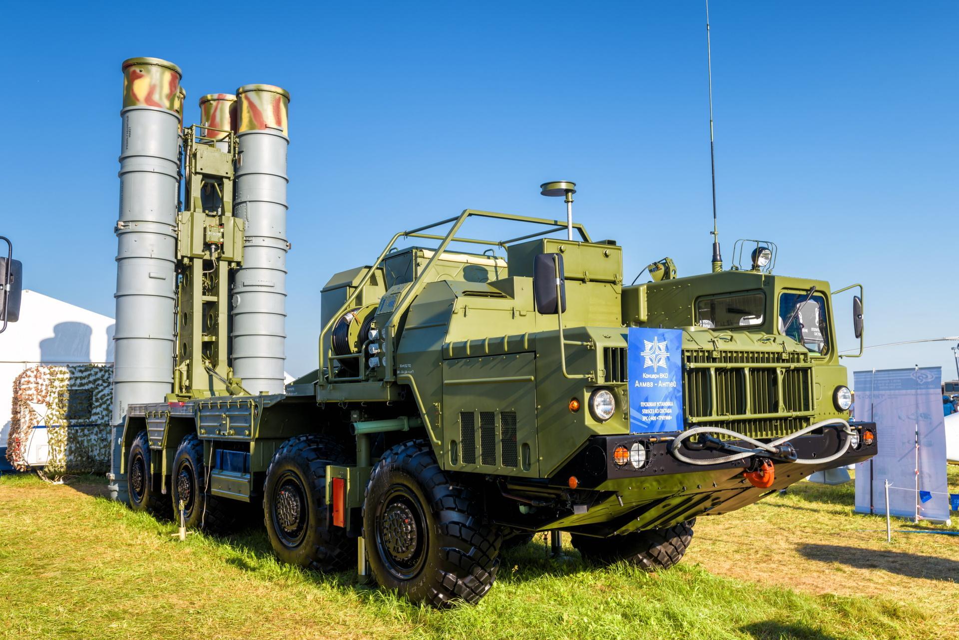 Rosyjski system obrony powietrznej S-400