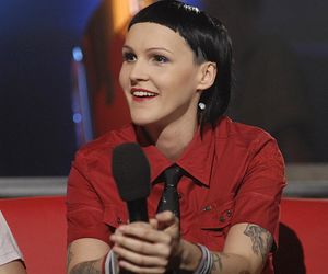 Macierzyństwo uratowało Agnieszkę Chylińską. Jej metamorfoza od scenicznej bestii do czułej matki