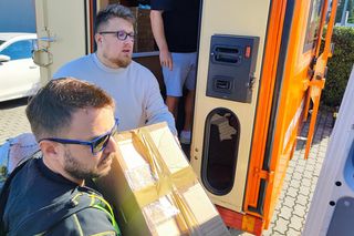 Dary dla powodzian wyruszyły z Radia ESKA Wrocław. Brawa dla wrocławian 