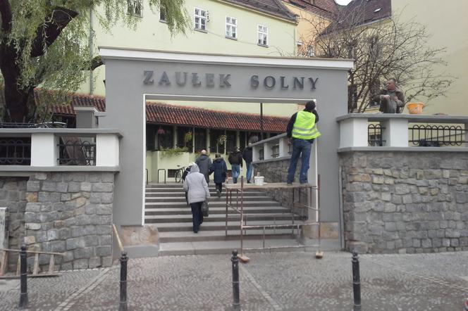 Łagodnie mówiąc: karton - komentują wrocławianie