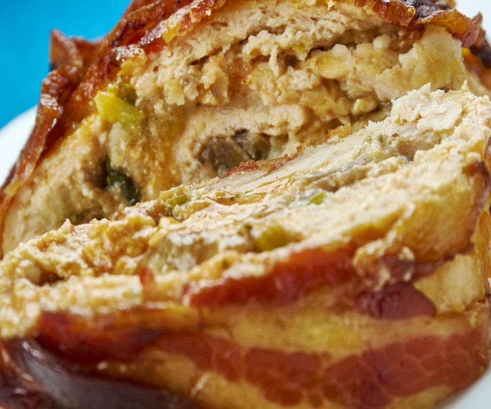 Idealny obiad dla całej rodziny. Klops we włoskim stylu posmakuje każdemu