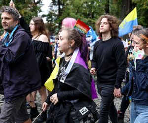 Marsz Równości w Katowicach 2025. Setki ludzi przeszło ulicami miasta. Były protesty