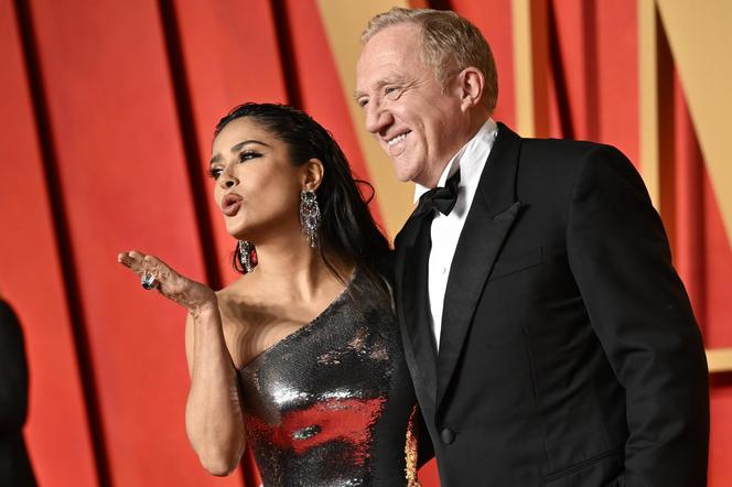 Salma Hayek nic się nie zmieniła przez 20 lat! Te zdjęcia w bikini to hit!