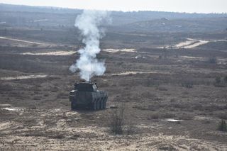Strzały i wybuchy w Toruniu! Żołnierze z Polski, USA, Litwy i Estonii na miejscu