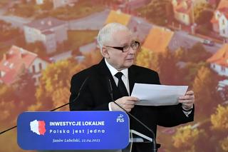 Tajemnicza kartka prezesa PiS. Kaczyński przesadził?