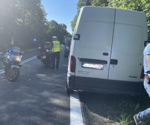 Tragedia na drodze nr 9 w Rudniku. Nie żyje kierowca busa