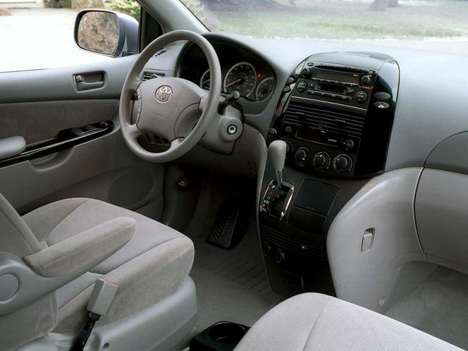 Toyota Sienna (2003-2009)