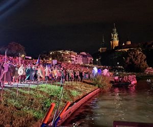 Małopolskie Królewskie Widowisko na Wiśle w ramach 24. Parady Smoków