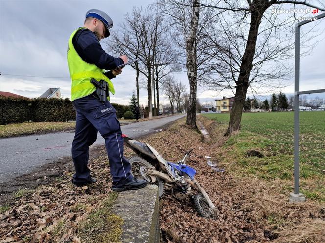 Motocyklista zderzył się z autem dostawczym. Zabrał go śmigłowiec LPR