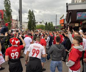 Tak Polacy bawią się w Hamburgu! Wszyscy są podekscytowani przed meczem! 