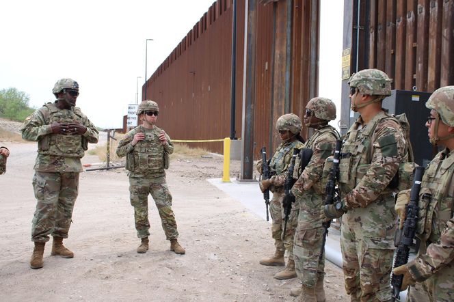 Pentagon tworzy tajną jednostkę do tłumienia zamieszek? Plan budzi kontrowersje