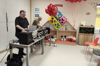 W Uniwersyteckim Szpitalu Dziecięcym imprezowali na całego. Dzieciaki poznały znanych DJ-ów