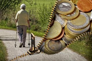 Coraz więcej groszowych emerytur dla seniorów