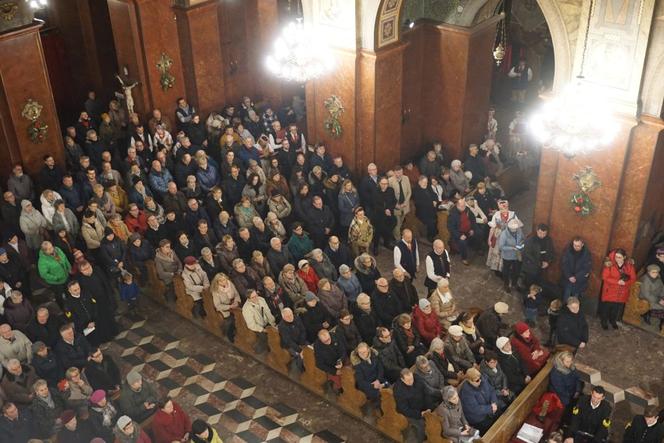 W piekarskiej bazylice odbył się wyjątkowy koncert kolędowo-noworoczny