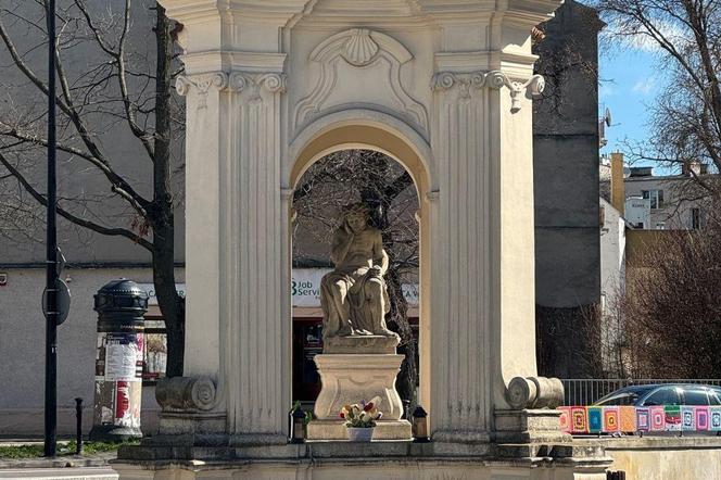 Zabytkowa rzeźba z centrum Lublina przejdzie renowację! Miasto ogłosiło przetarg