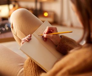 Jesienne porządki. 5 rzeczy, których warto się pozbyć przed zimą, by cieszyć się szczęściem i dobrym czasem