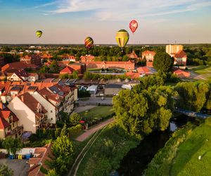 To miasto przywodzi na myśl Małą Kapadocję. Przyciąga turystów magicznym widokiem